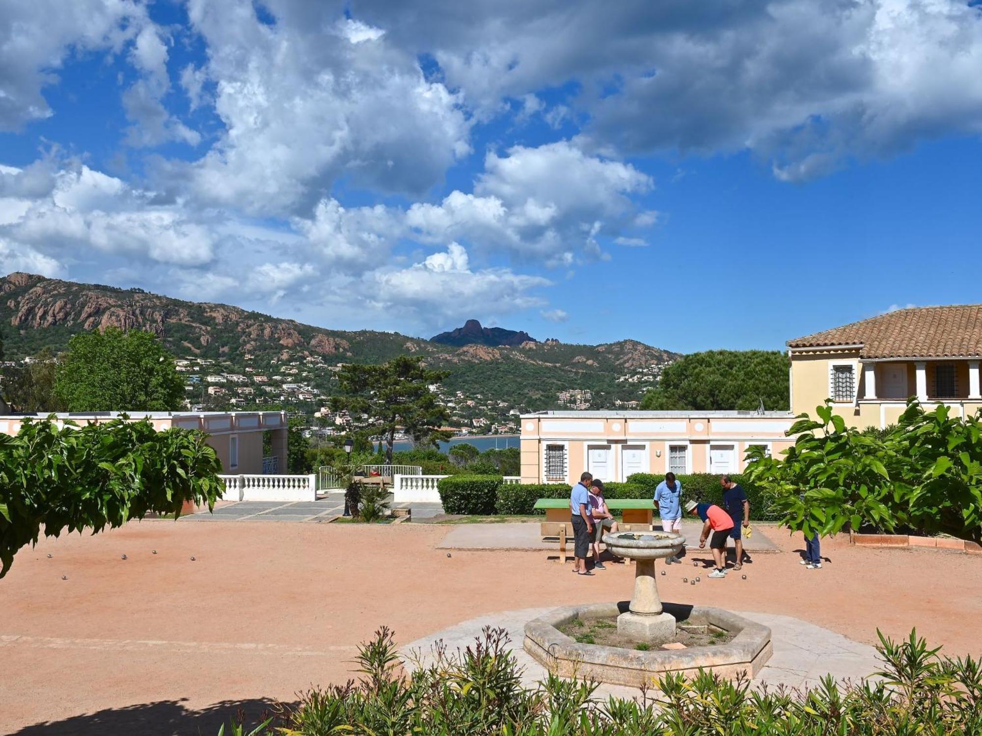Apartment Village Cap Esterel - Le Village-14 By Interhome Saint-Raphaël المظهر الخارجي الصورة